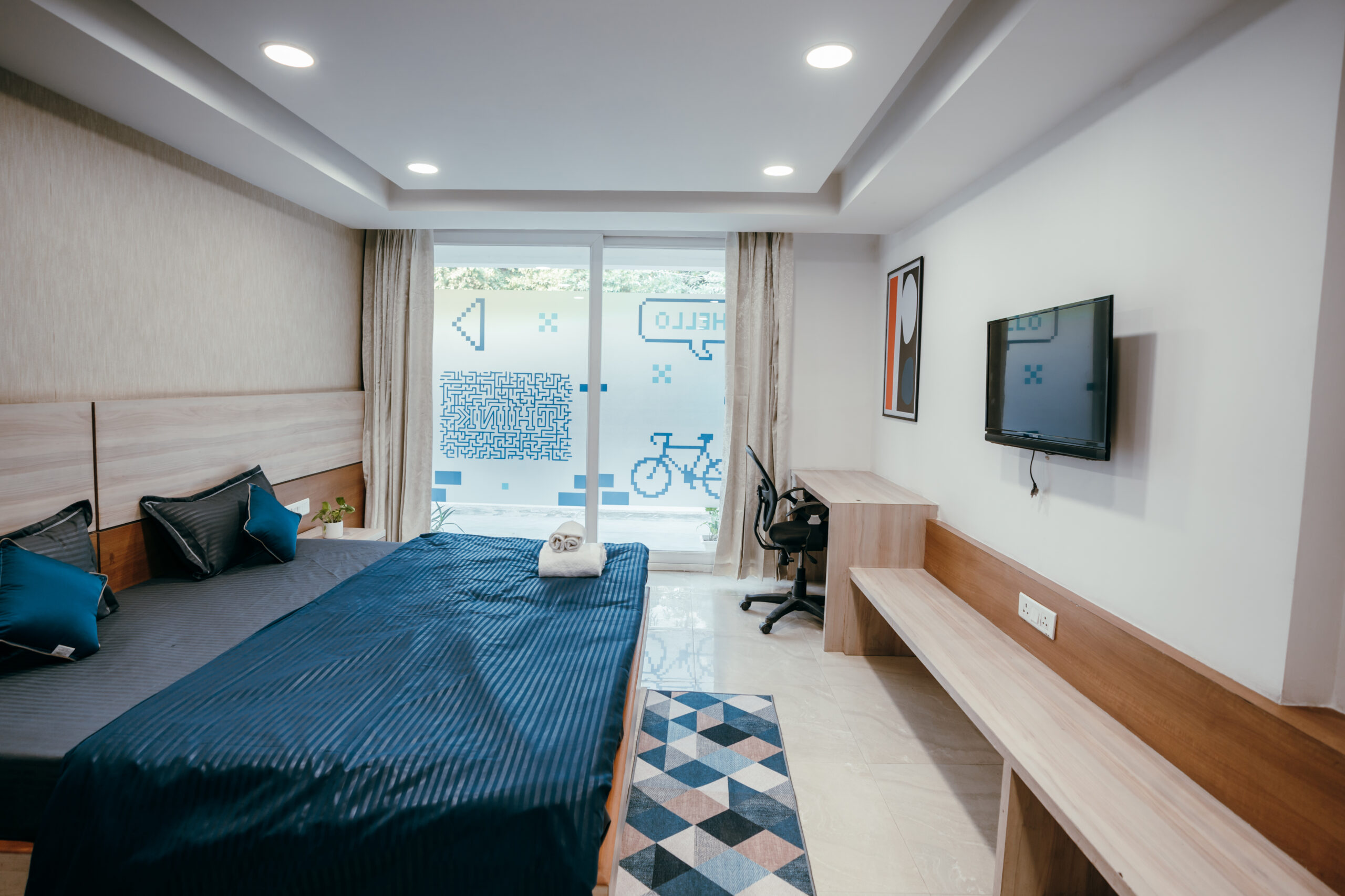 Corporate Serviced Apartments vs Hotels: Cost Efficiency for Business Travel Stays
